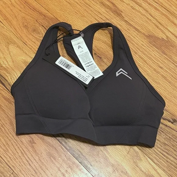 NWT Oner Active EFFORTLESS SEAMLESS RACER BACK SPORTS BRA WITH WHITE LOGO in XS - Picture 4 of 4
